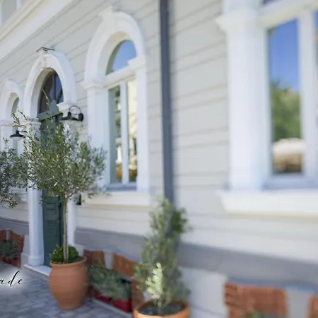 Promenade (adults Only)