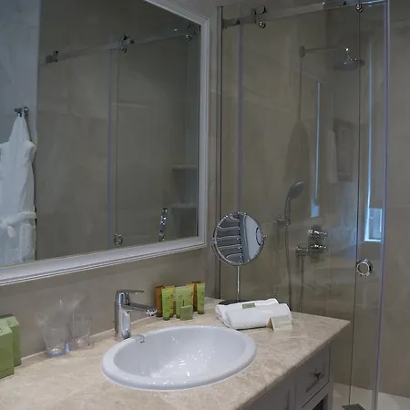 Promenade (adults Only) Hotell 5*