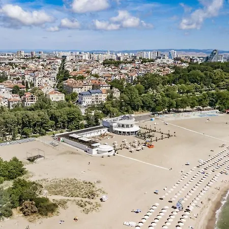 Promenade (adults Only) Szálloda