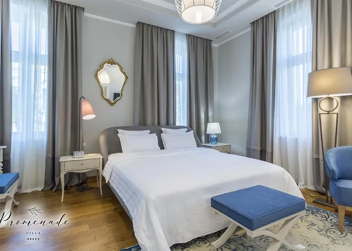 Отель Promenade (adults Only) Бургас