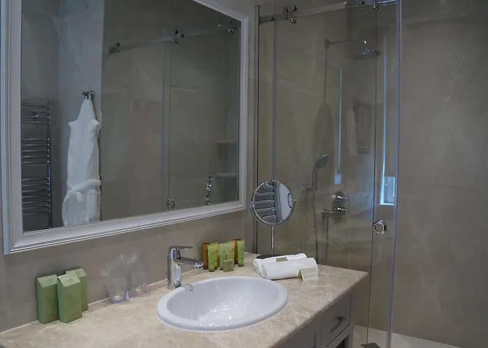 Promenade (adults Only) Otel 5*